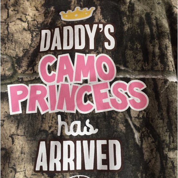 NWT Mossy Oak Girl's 3 pc. Camouflage
Onesies 24 Months - Picture 3 of 8